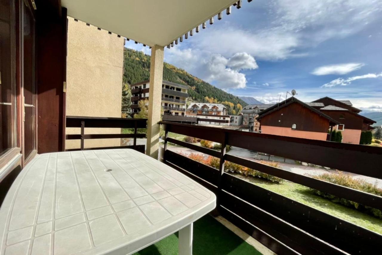 Nice 37M Near The Center Of La Salle-Les-Alpes Extérieur photo